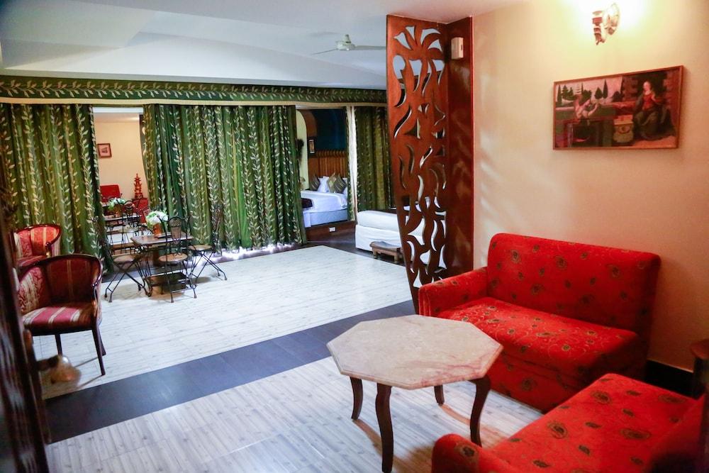 Grand Heritage Narmada Jacksons Jabalpur Exterior photo